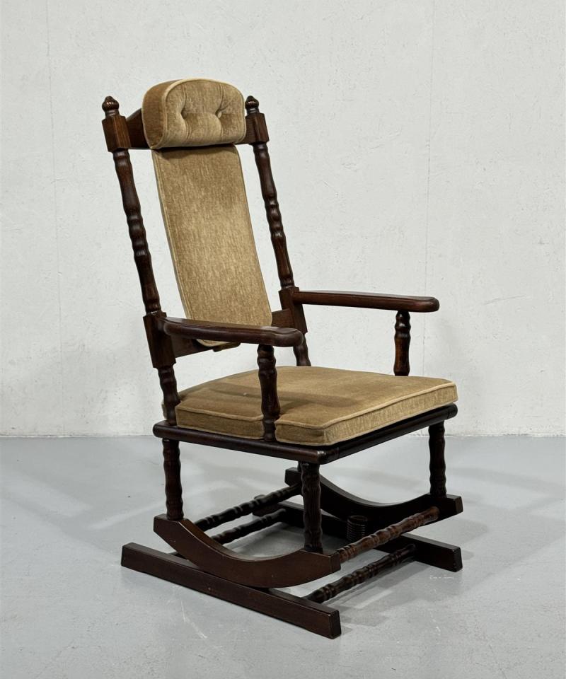 Vintage keinutuoli jousella