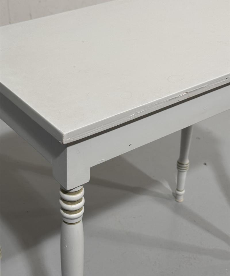 Kustavilais puupöytä, vintage