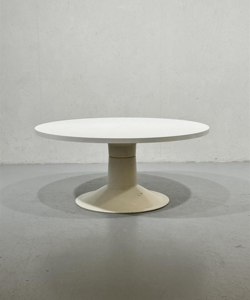 Haimi Saturnus sohvapöytä valkoinen Yrjö Kukkapuro