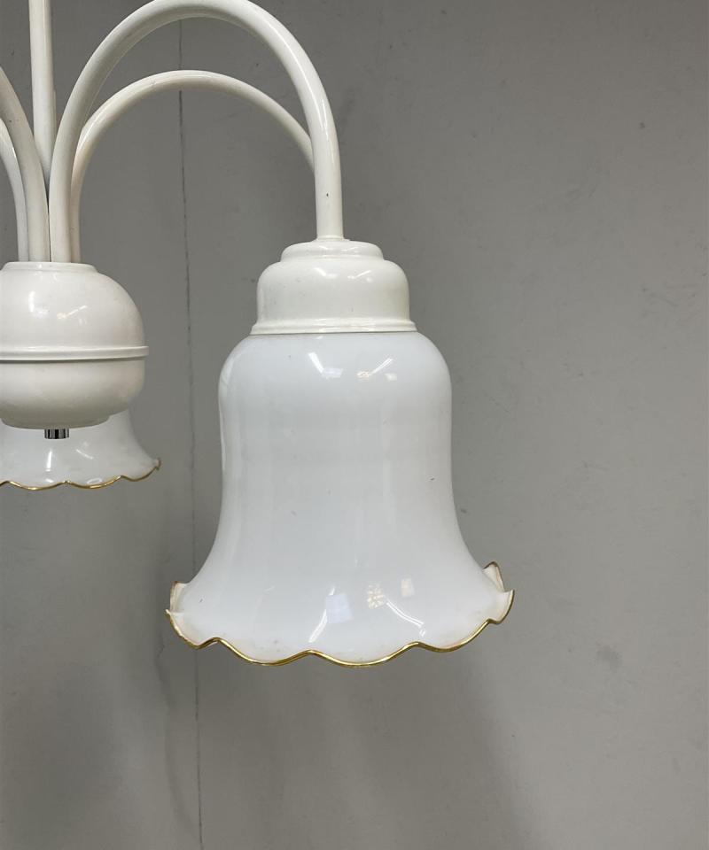 Vintage kattovalaisin valkoinen