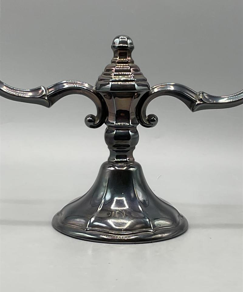 Kaksihaarainen kynttilänjalka metalli