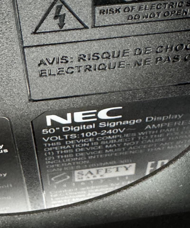 NEC 50 tuuman digitaalinen näyttö jalustalla