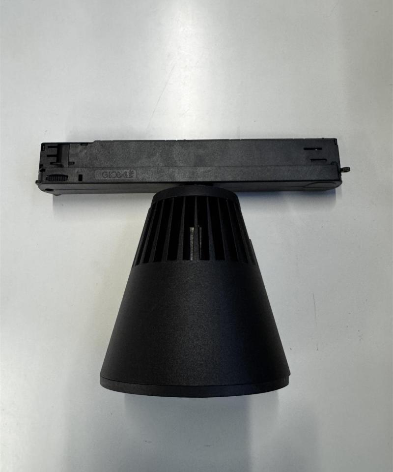 Lival spottivalaisin (14 kpl) kiskoon asennettava