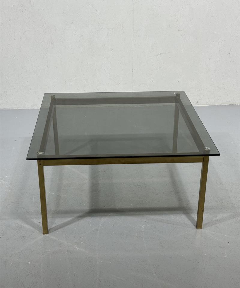 Savulasi sohvapöytä, metalli