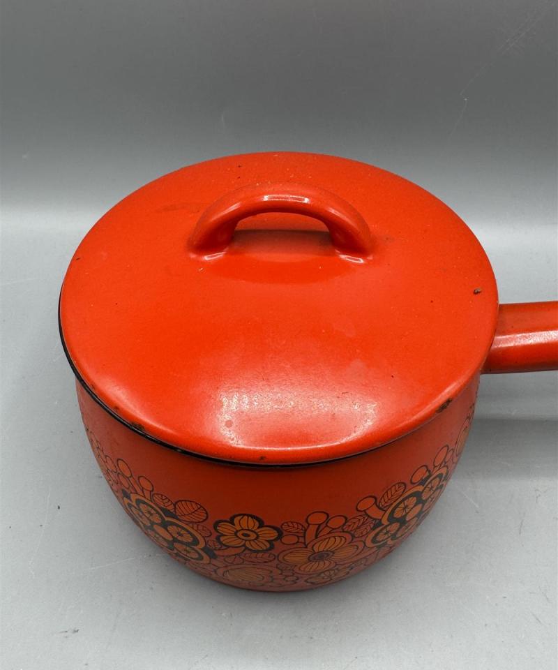 Finel Primavera kasari, punainen