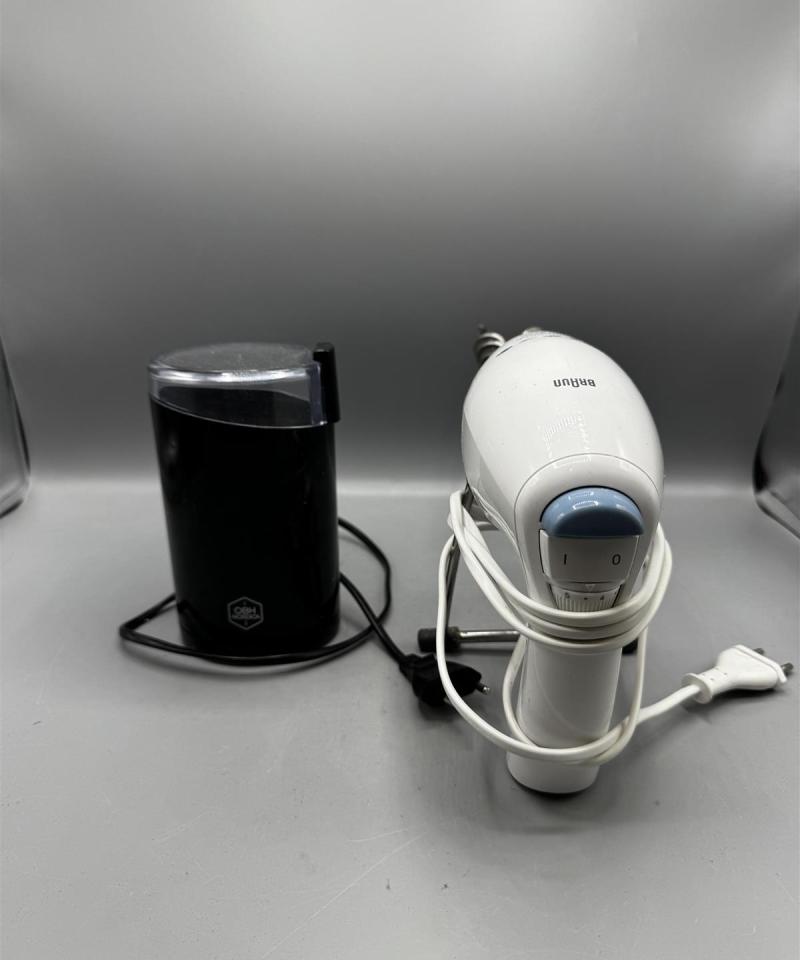 Tehosekoitin ja kahvimylly