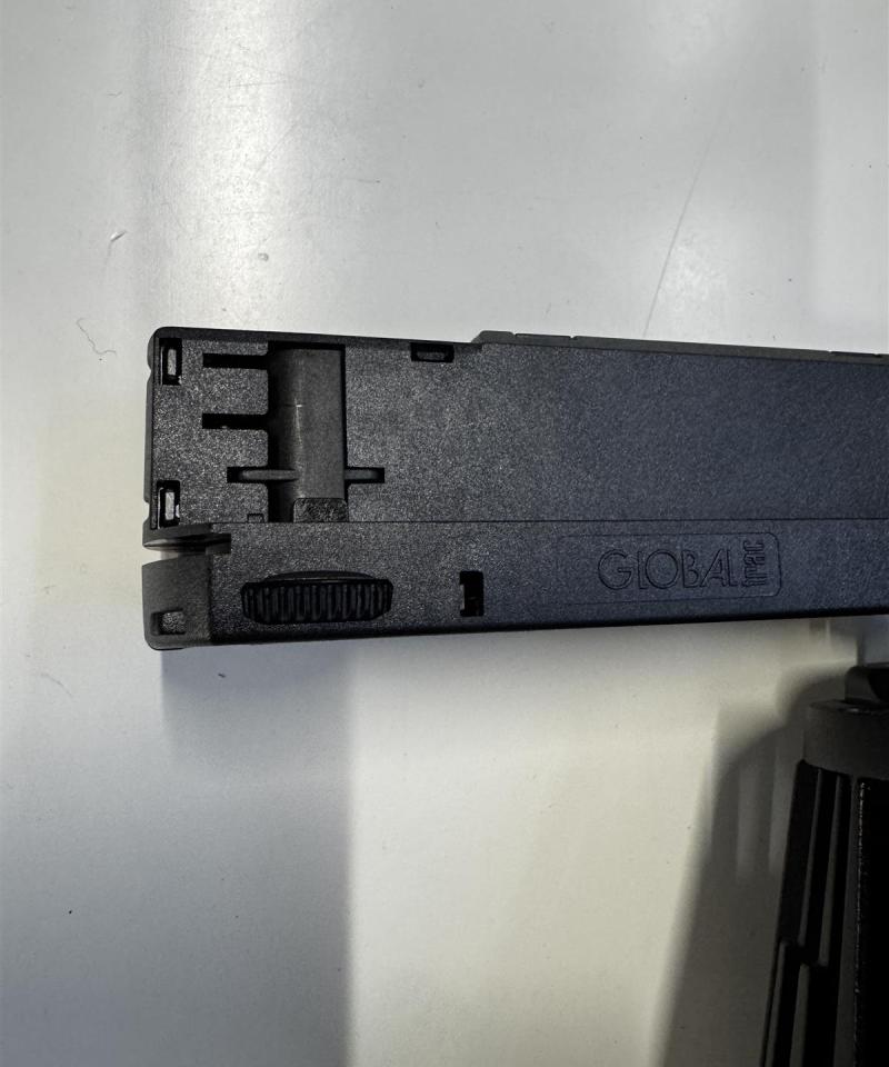 Lival spottivalaisin (14 kpl) kiskoon asennettava