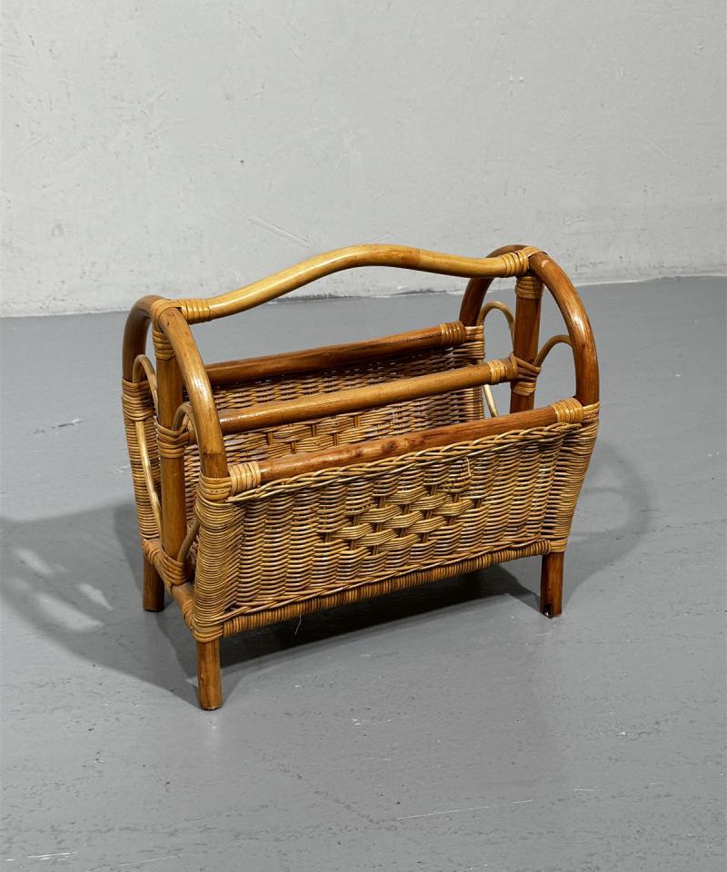 Rottinkinen lehtiteline