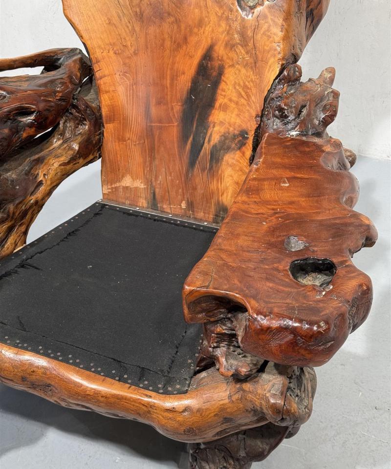 Massiivipuu nojatuoli