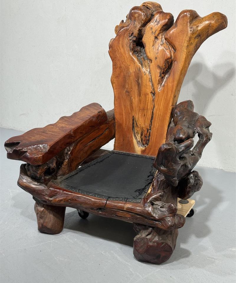 Massiivipuu nojatuoli