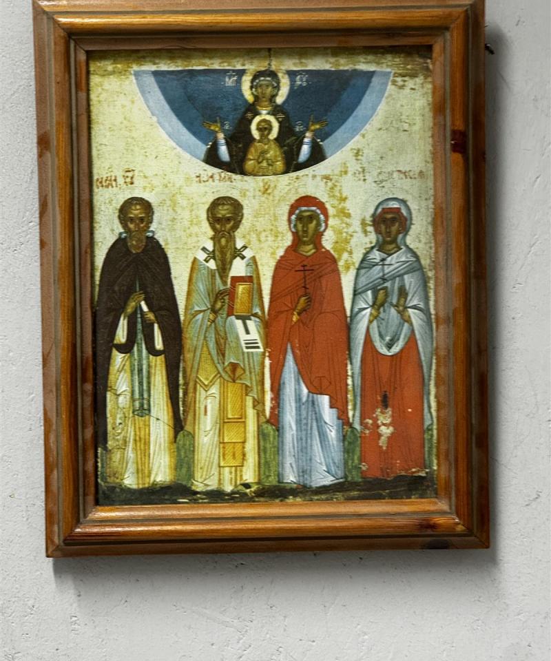 Ikonitaulu puukehyksellä