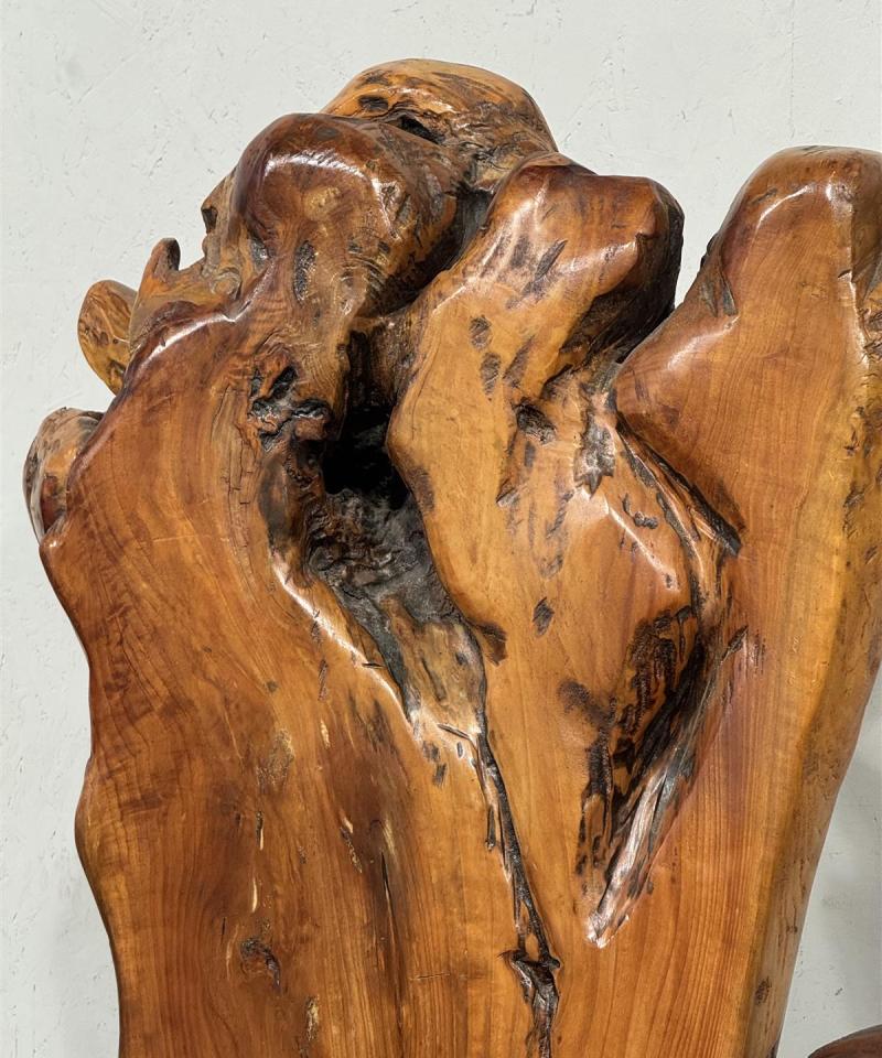 Massiivipuu nojatuoli