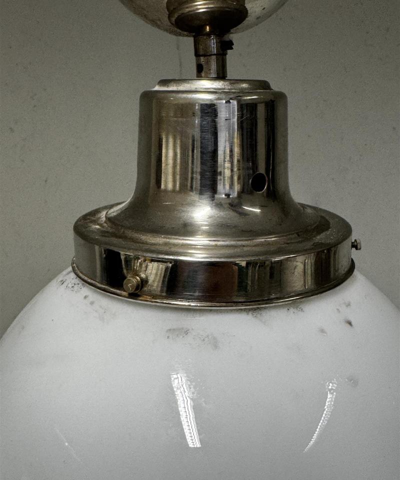 Vintage pallovalaisin