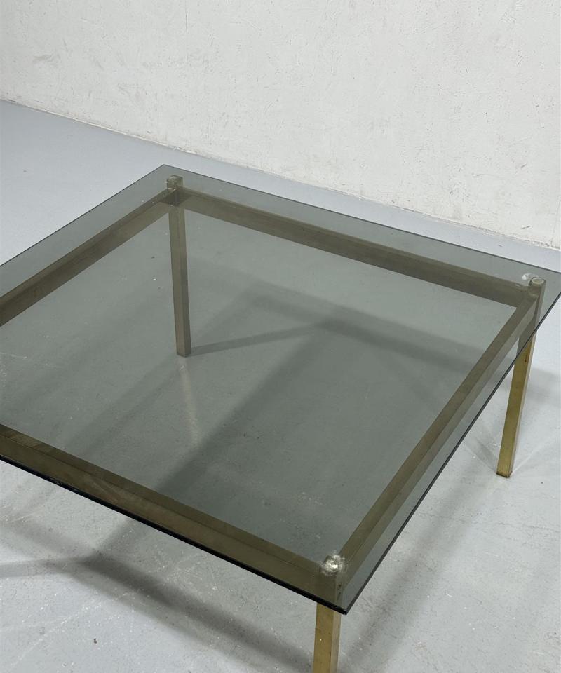 Savulasi sohvapöytä, metalli