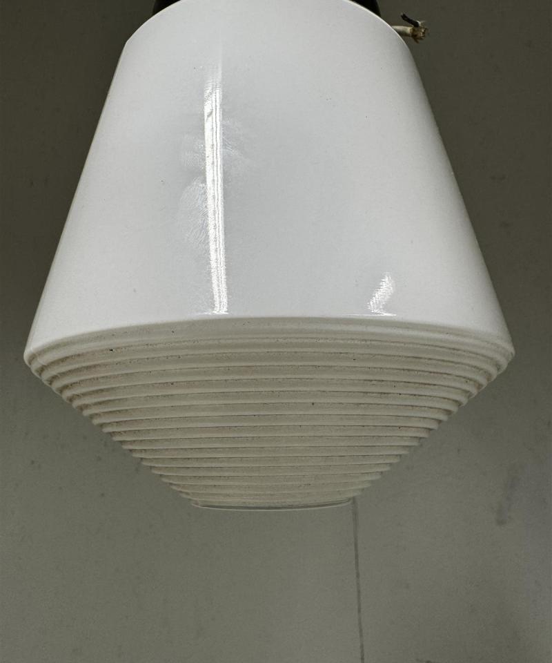 Lisa Johansson-Pape kattovalaisin