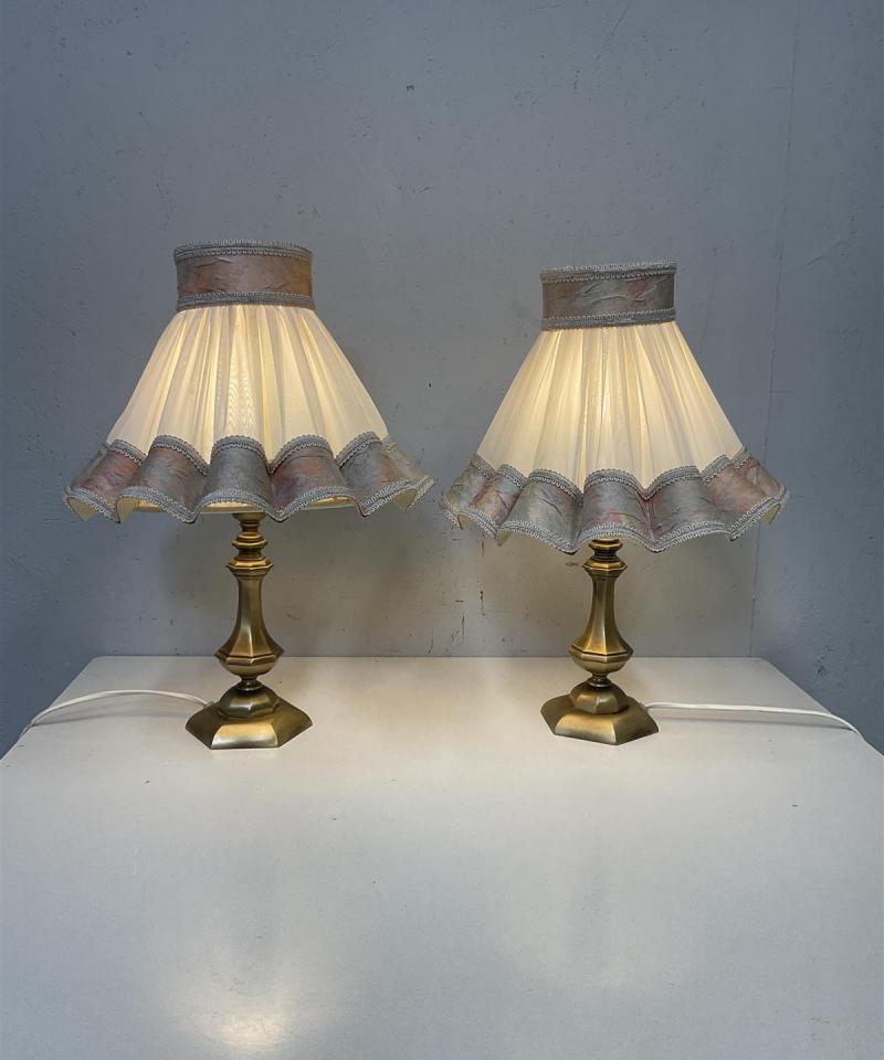 Vintage pöytävalaisin pari kangasvarjostimella, messinki