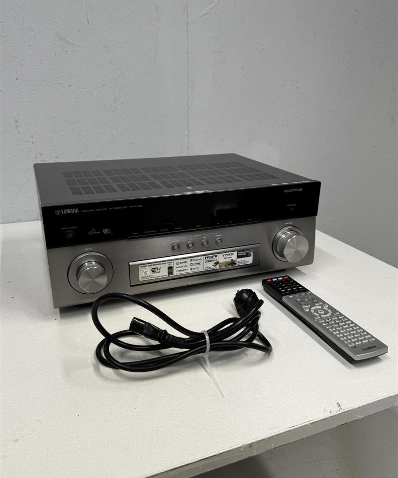 Yamaha RX-A840 AV-vastaanotin