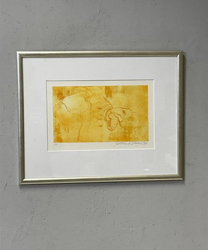 Taulu ”Elefantit” sekatekniikka, Viivi Varesvuo