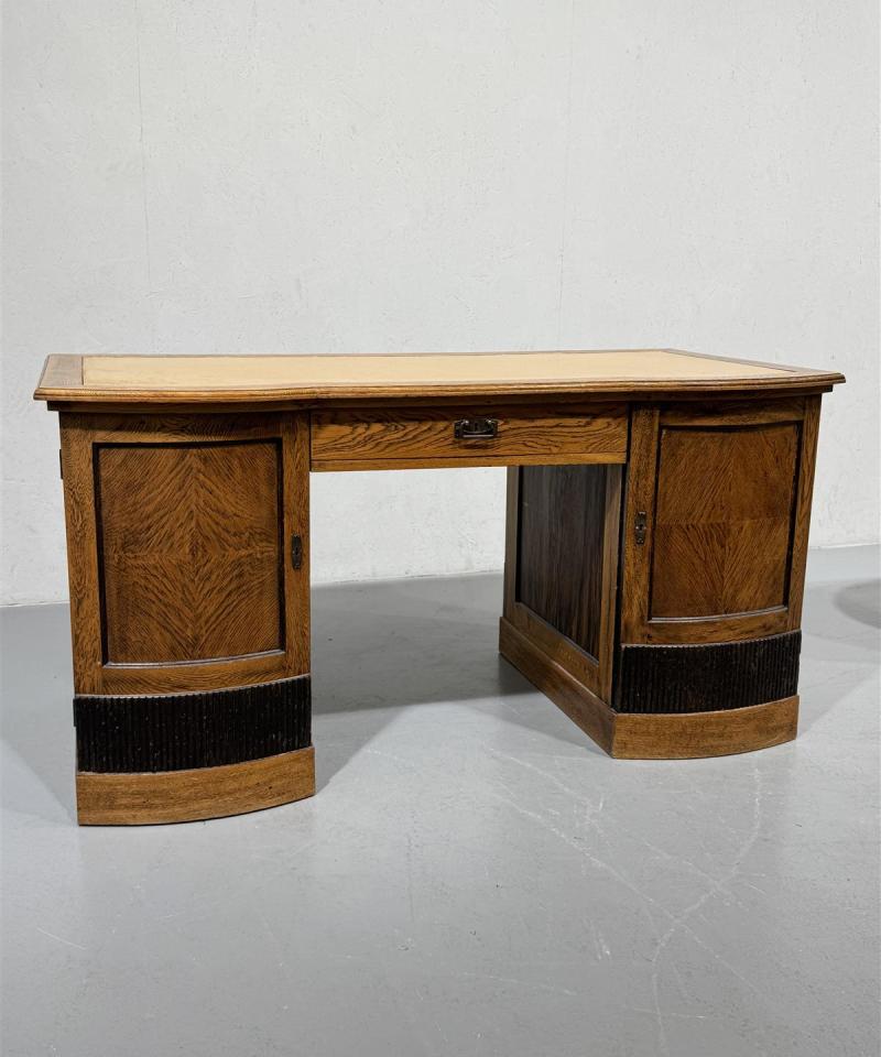 Vintage kirjoituspöytä puu 147cm