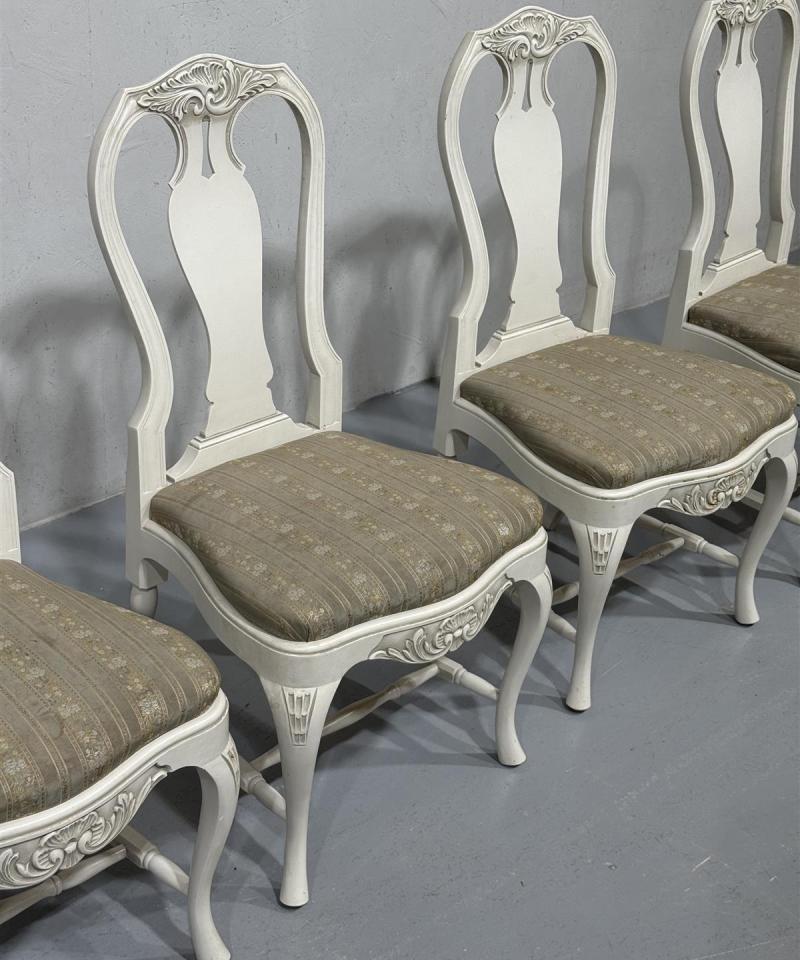 Talonpoikaisrokokoo tuolit, valkoiset (5 kpl)