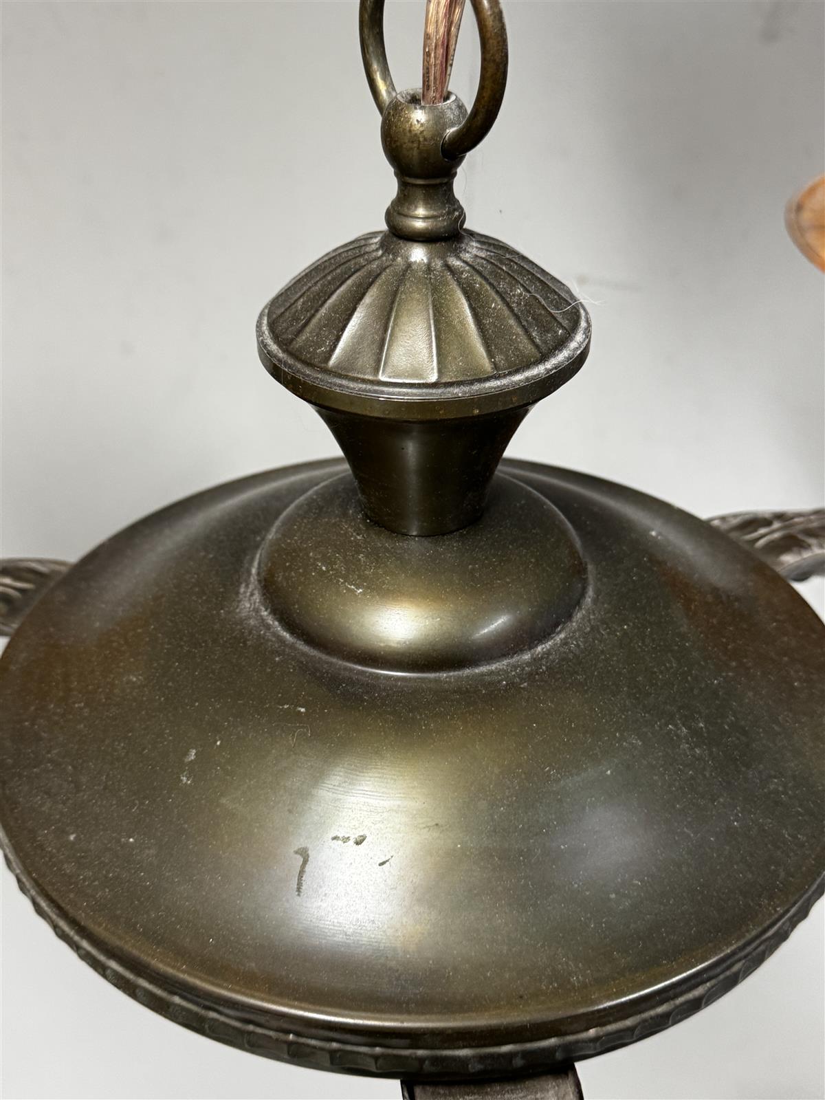 Art Deco kattovalaisin kolme valaisinpistettä