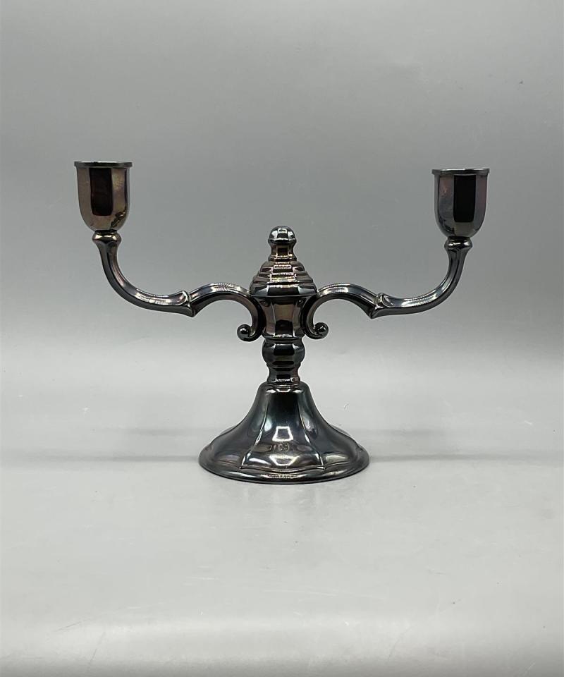 Kaksihaarainen kynttilänjalka metalli