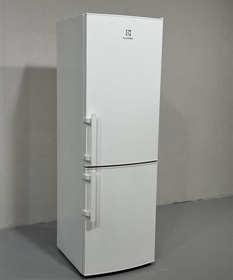 Electrolux EN3441JOW jääkaappipakastin valkoinen