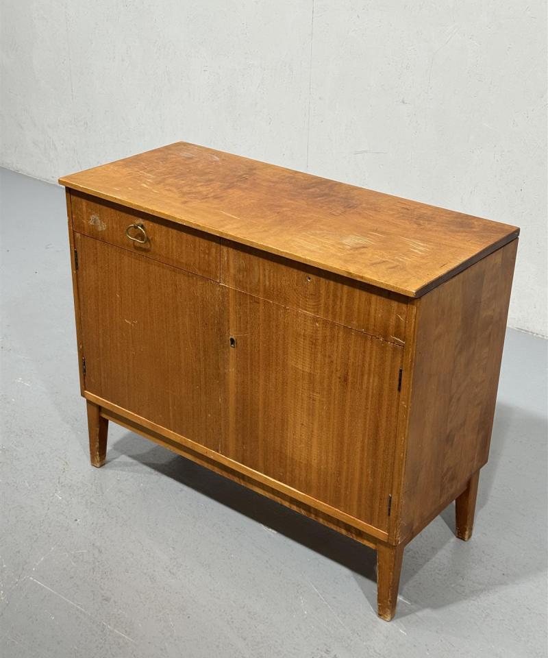 Vintage 60-luku senkki puu