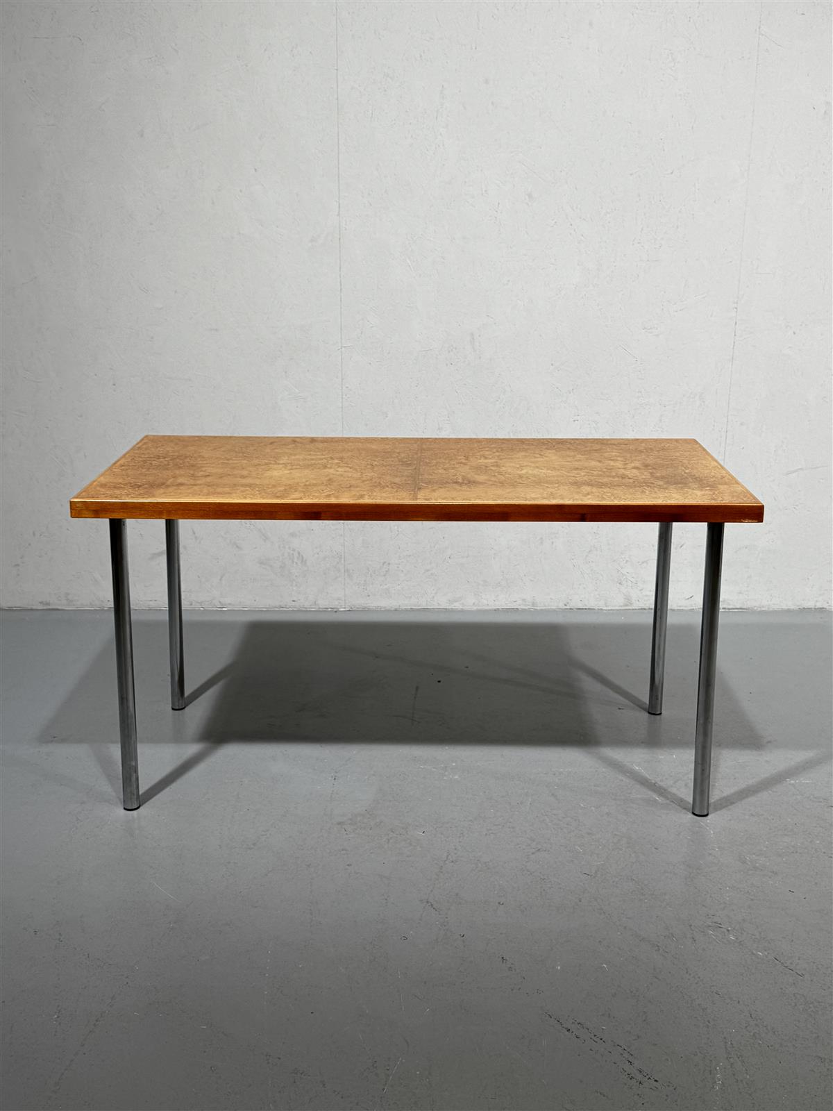 Pöytä 140x70 visakoivu taso