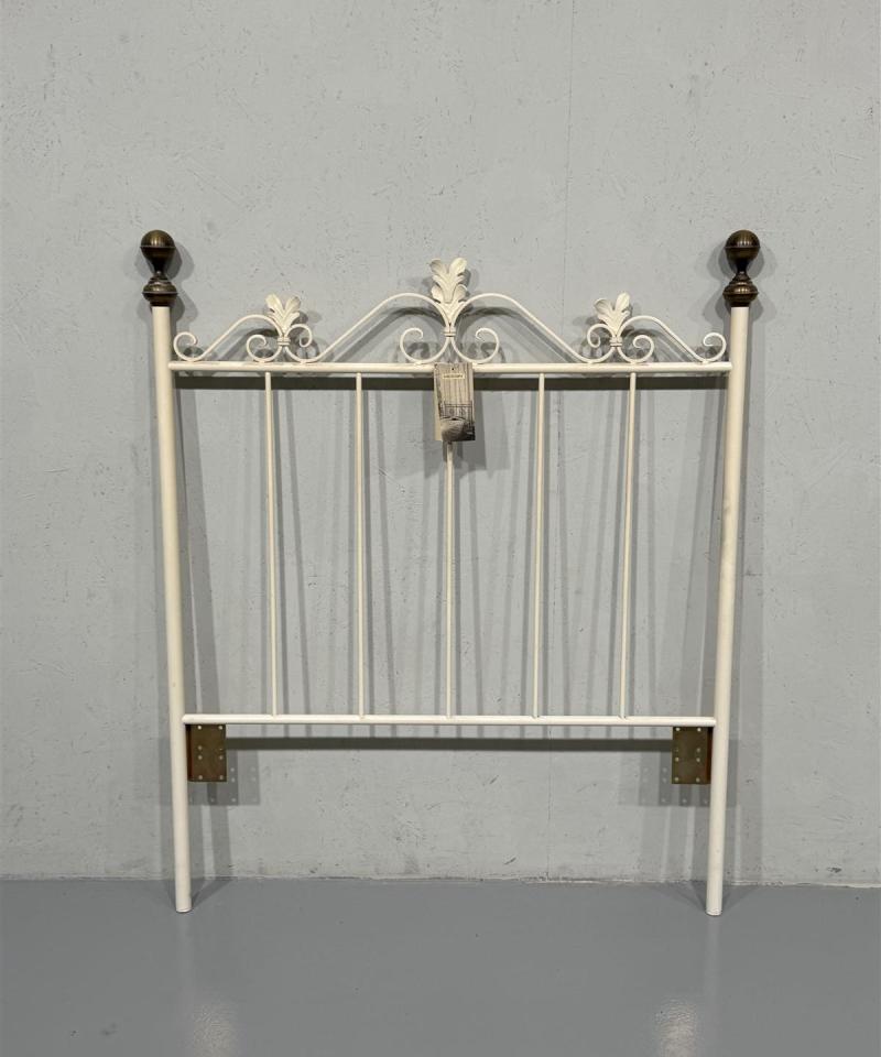 Messin sängynpääty 108cm metallinen