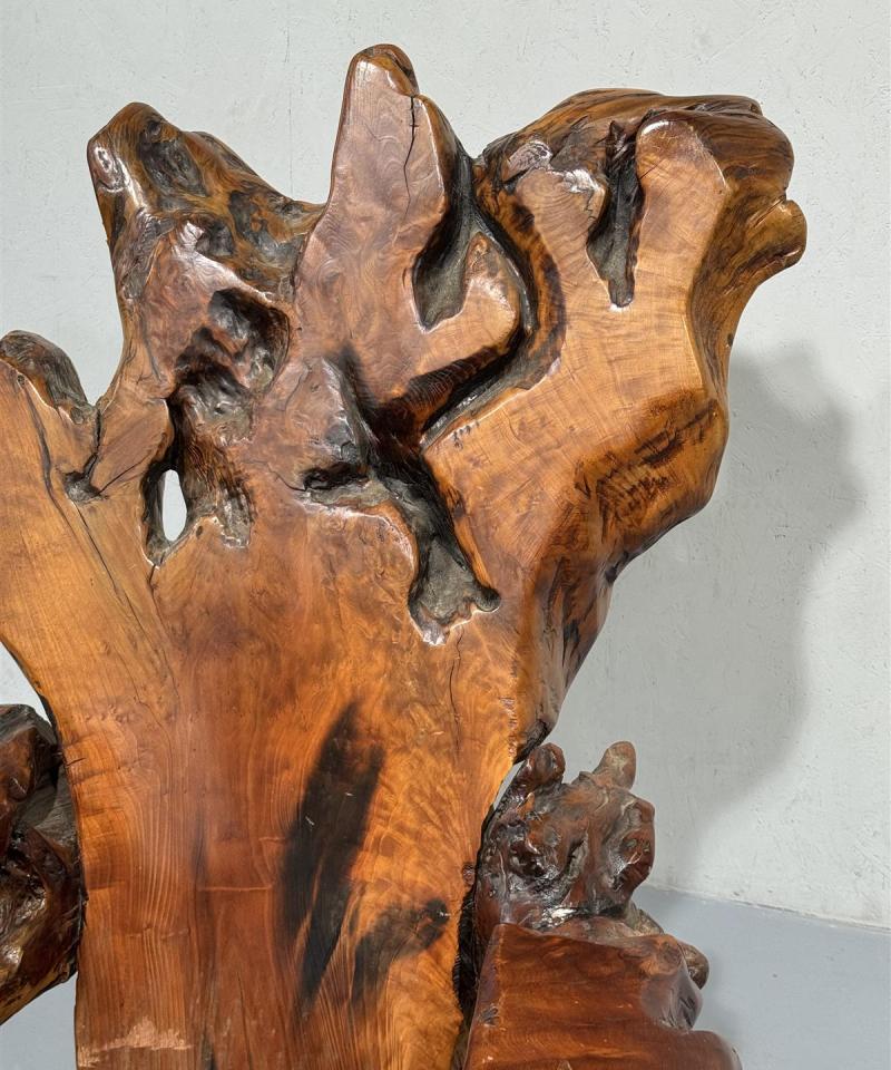 Massiivipuu nojatuoli