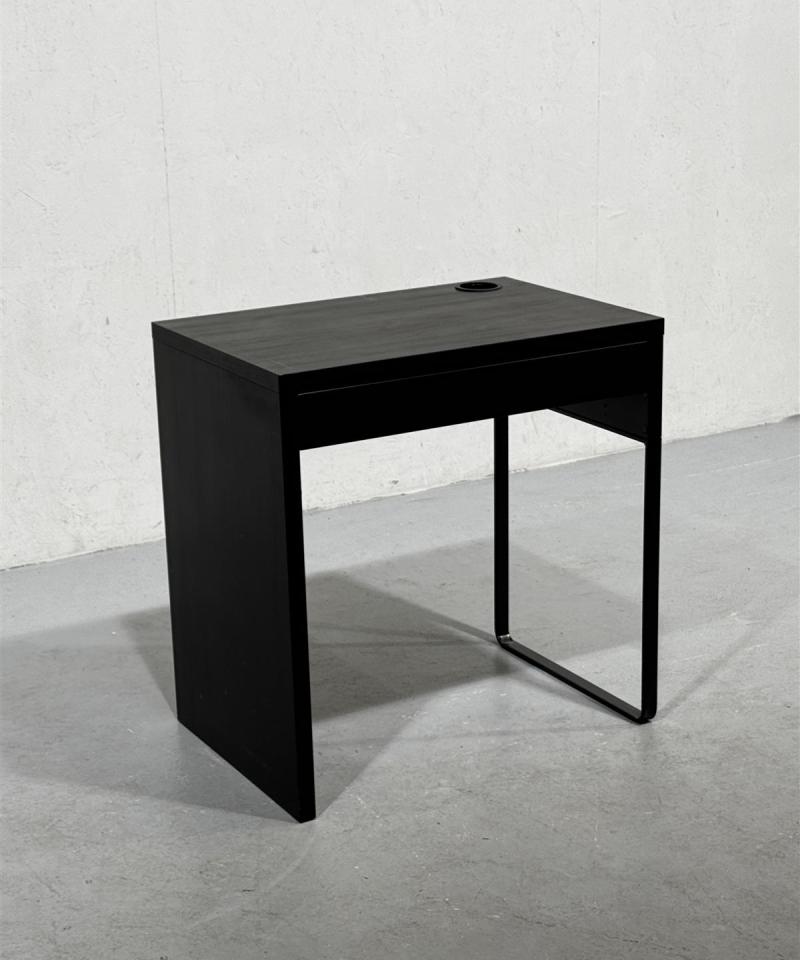 Ikea Micke työpöytä