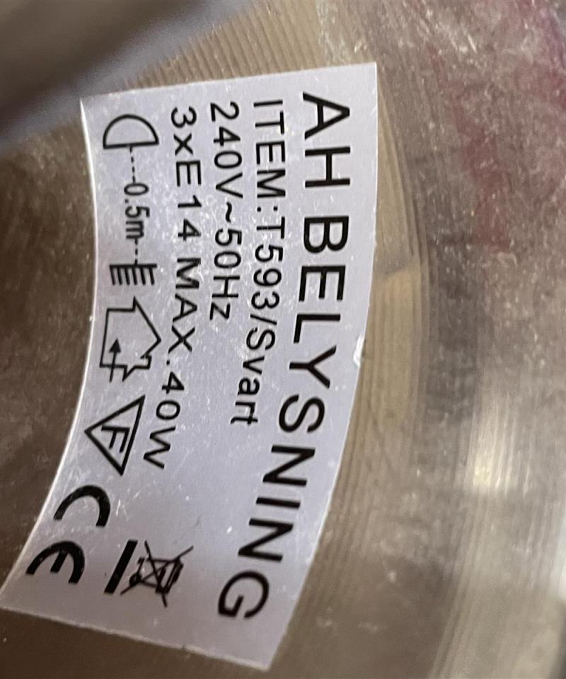 AH Belysning kattovalaisin musta