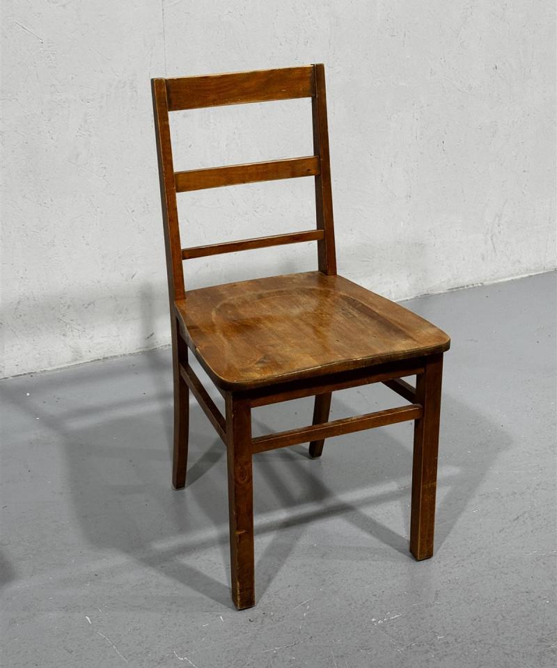 Vintage talonpoikaistuoli puu