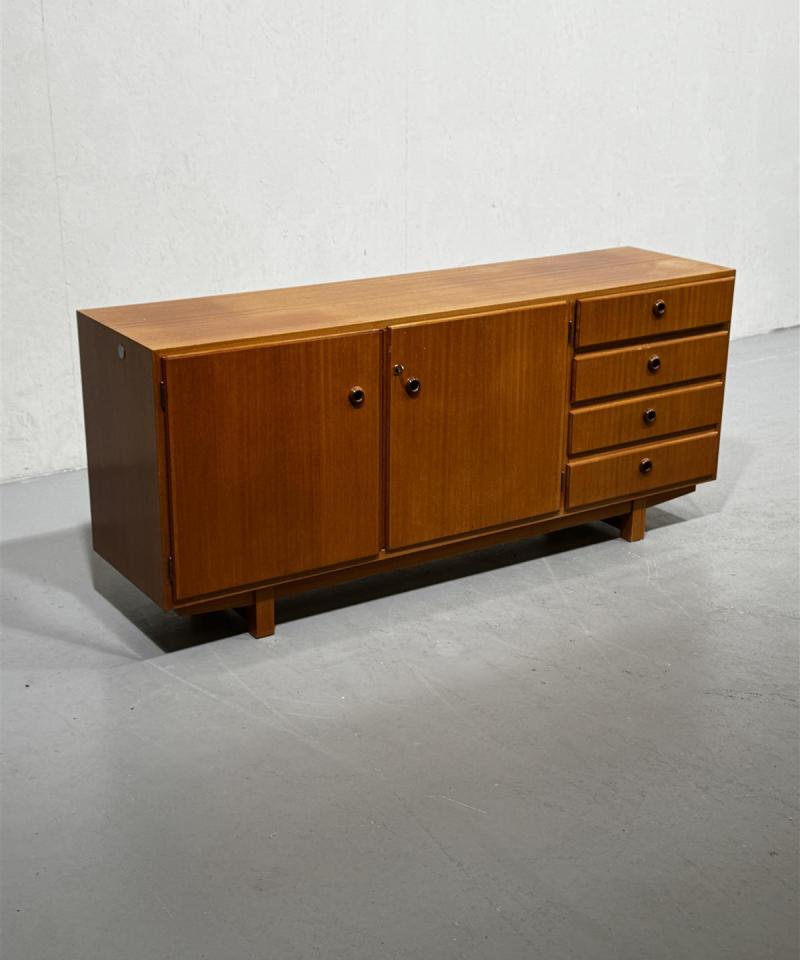 Keravan puusepäntehdas Beta senkki Olof Ottelin