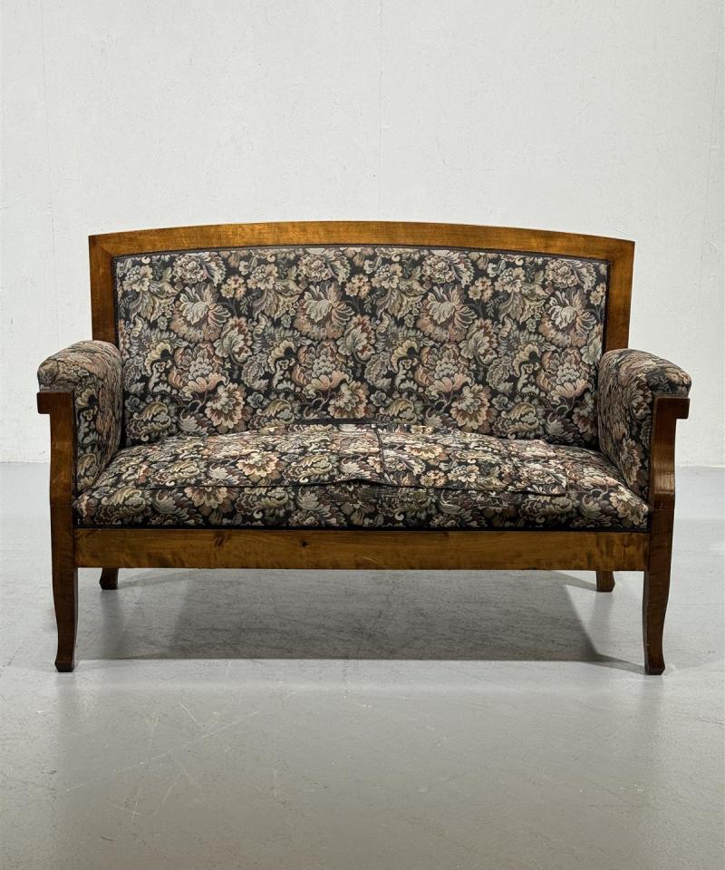 Vintage biedermeier sohva puu kukkakuvio