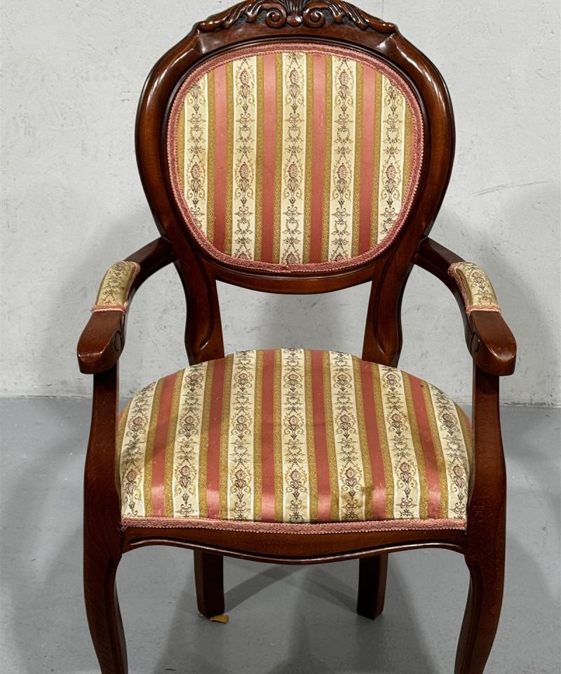 Vintage rokokoo nojatuoli