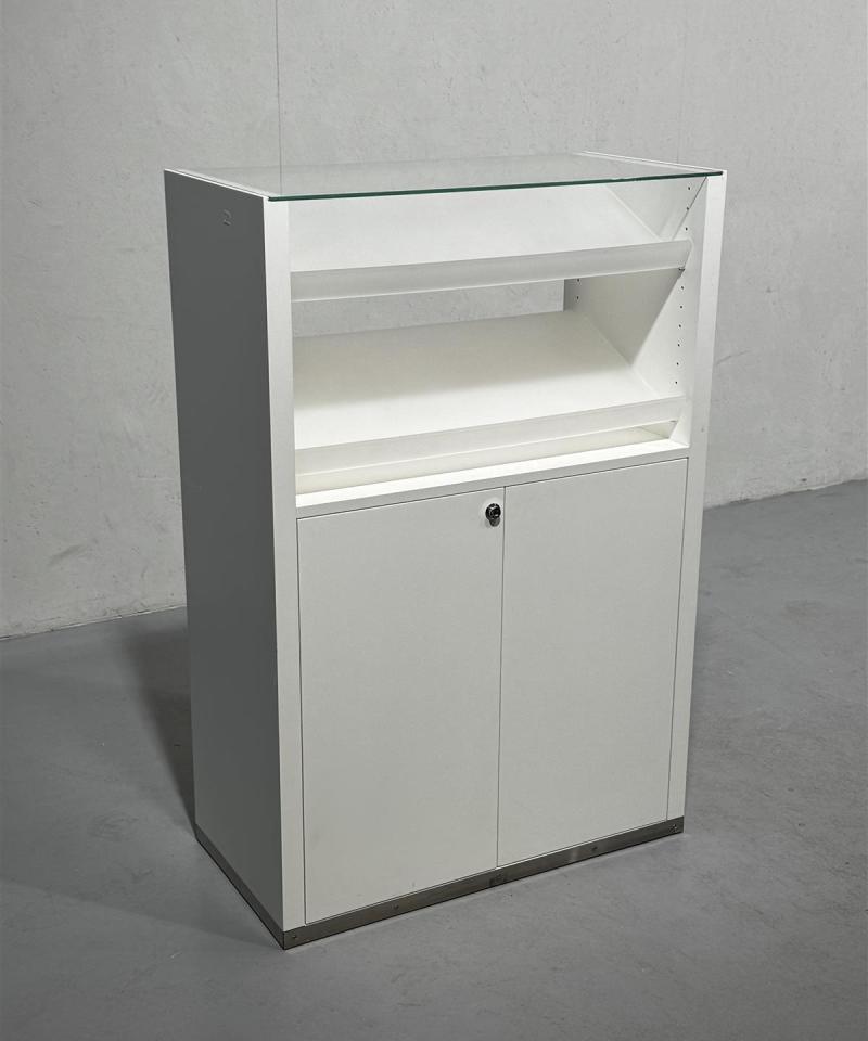 Hyllykkö kaapilla (2 kpl) 80x40x120