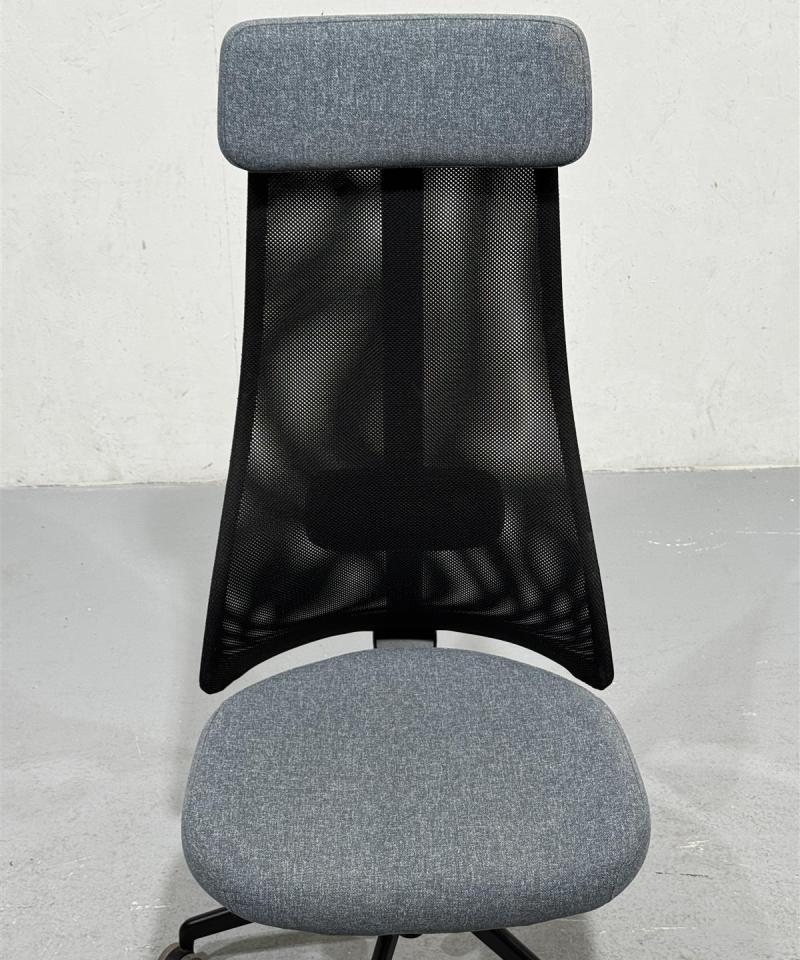 Ikea Järvfjället toimistotuoli, musta ja harmaa