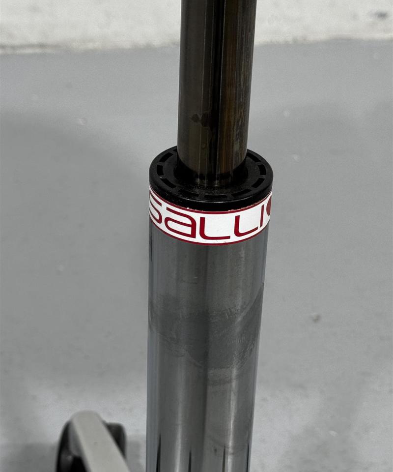 Salli Original satulatuoli musta moderni