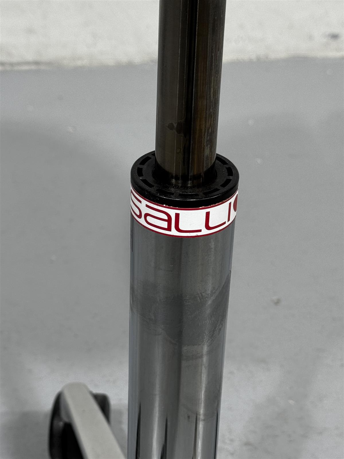 Salli Original satulatuoli musta moderni