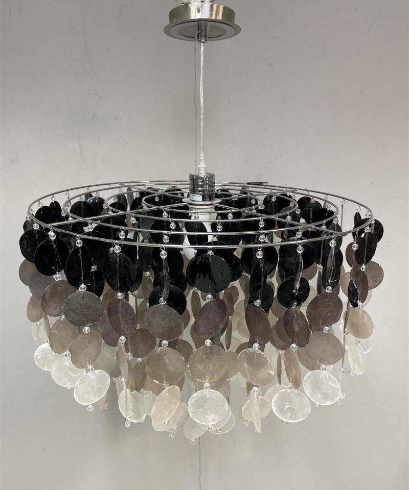 Brilliant ”Simpukankuori” kattovalaisin