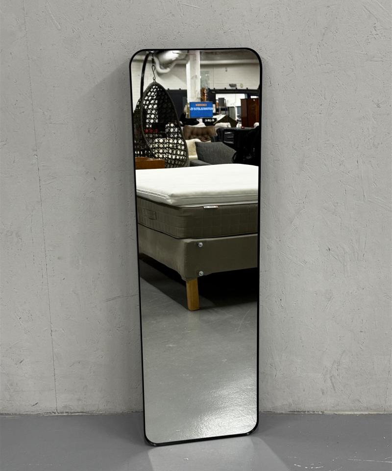 Ikea Lindbyn peili 40x130 musta