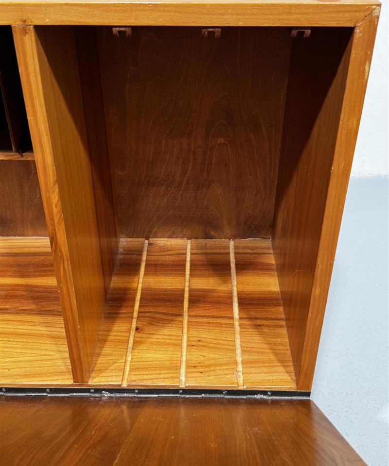Vintage 60-luku kaappi teak