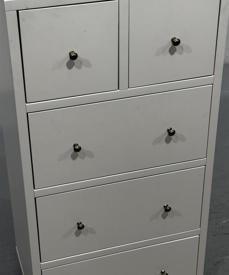 Moderni lipasto 5 laatikkoa valkoinen