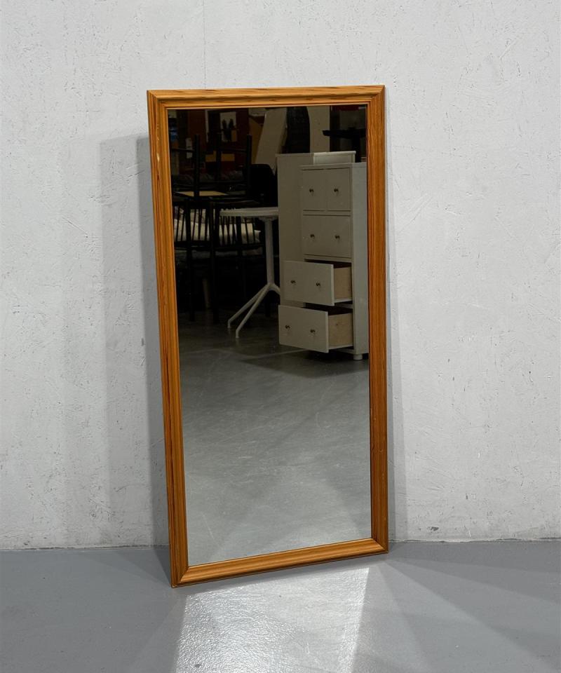 Mäkisen Kuvastin vartalopeili 57x118 puu
