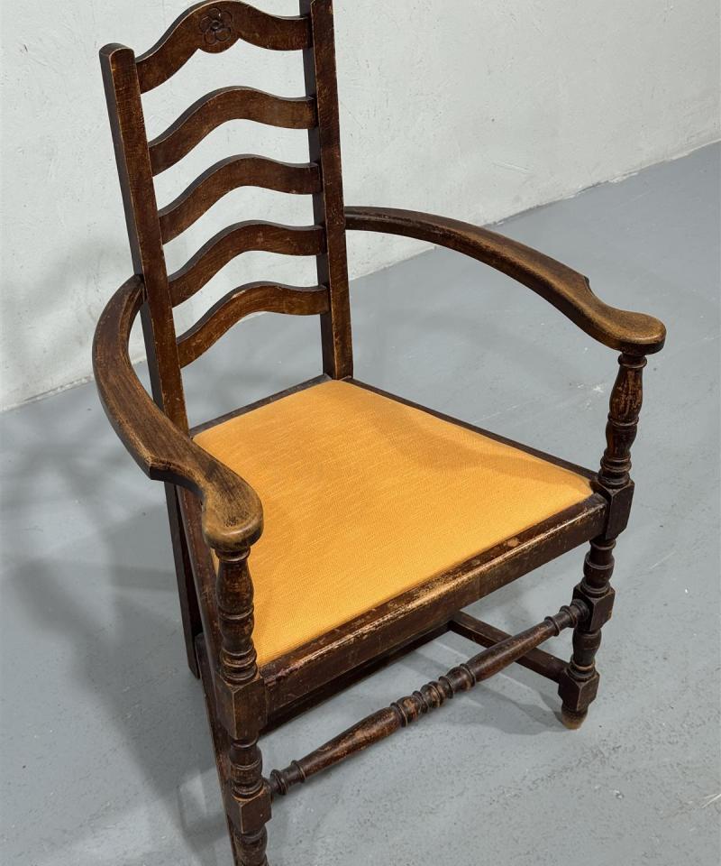 Vintage talonpoikais tuoli puu