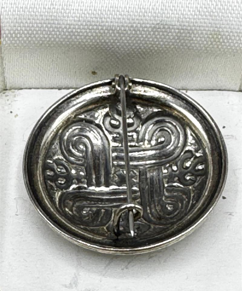 Kalevala Koru Hannunvaakuna rintakoru