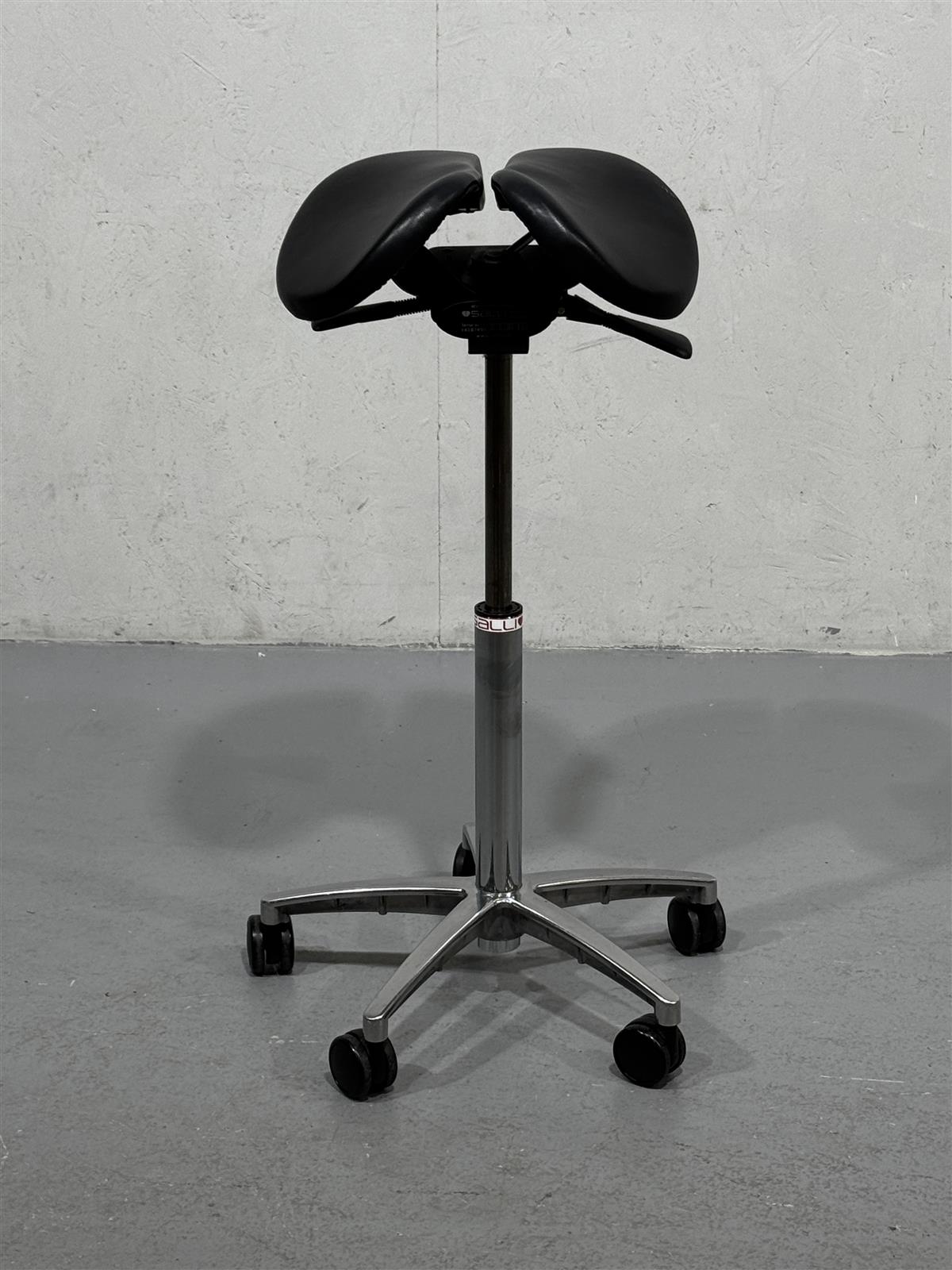 Salli Original satulatuoli musta moderni