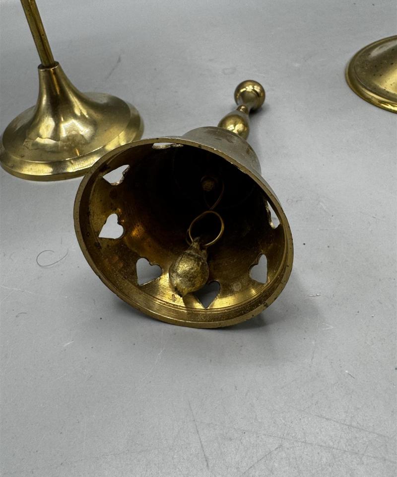 Vintage kynttilänjalat ja kello messinki